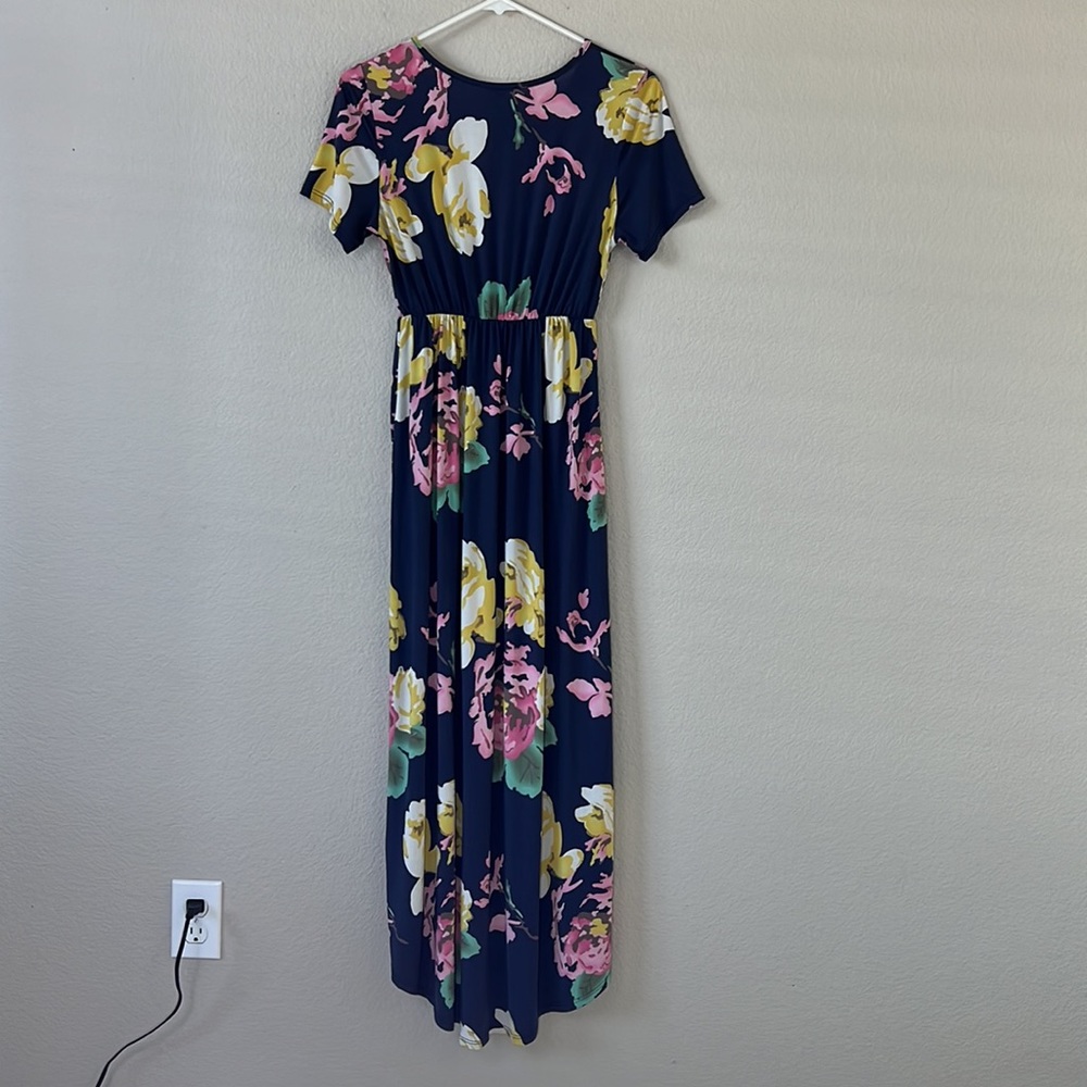 eloges Floral Dress Size Medium - Picture 2 of 14